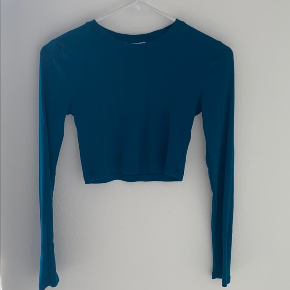 Forever 21 crop top size small